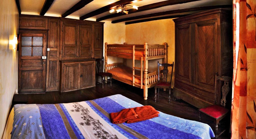 La Ferme Des 3 Suissesses Bed & Breakfast Saint-Paul  Стая снимка