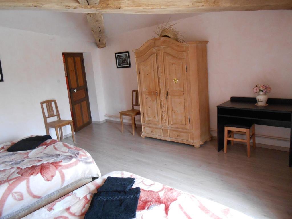 La Ferme Des 3 Suissesses Bed & Breakfast Saint-Paul  Стая снимка
