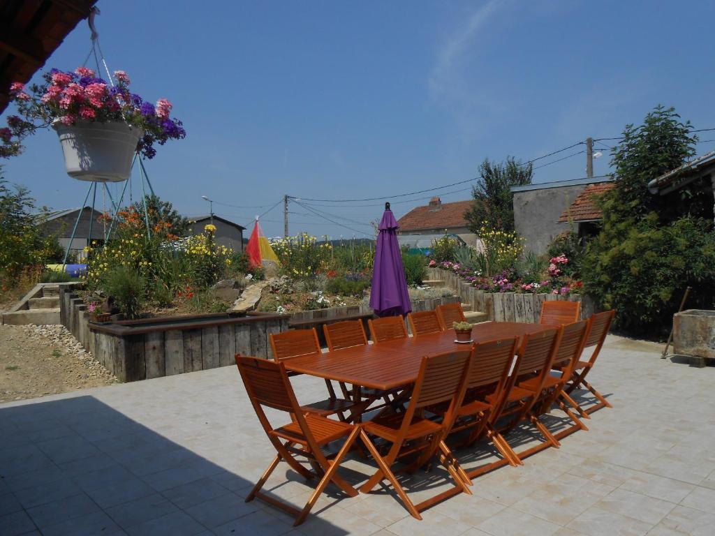 La Ferme Des 3 Suissesses Bed & Breakfast Saint-Paul  Екстериор снимка
